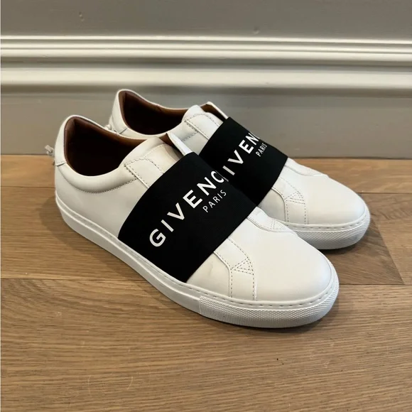 Givenchy Logo Band White Sneaker Blag Band size 39 Fantastic Condition - Picture 1 of 8